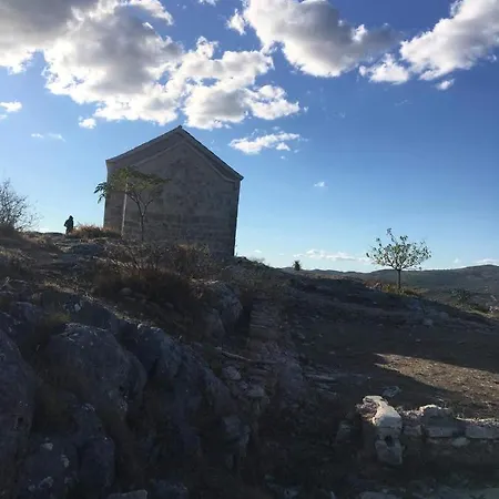 Emari Villa Marina