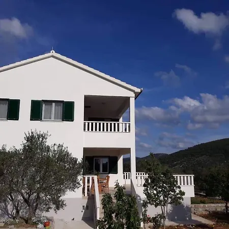 Villa Emari *